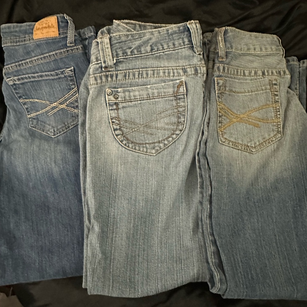 Three pairs Aeropostale skinny flair jeans